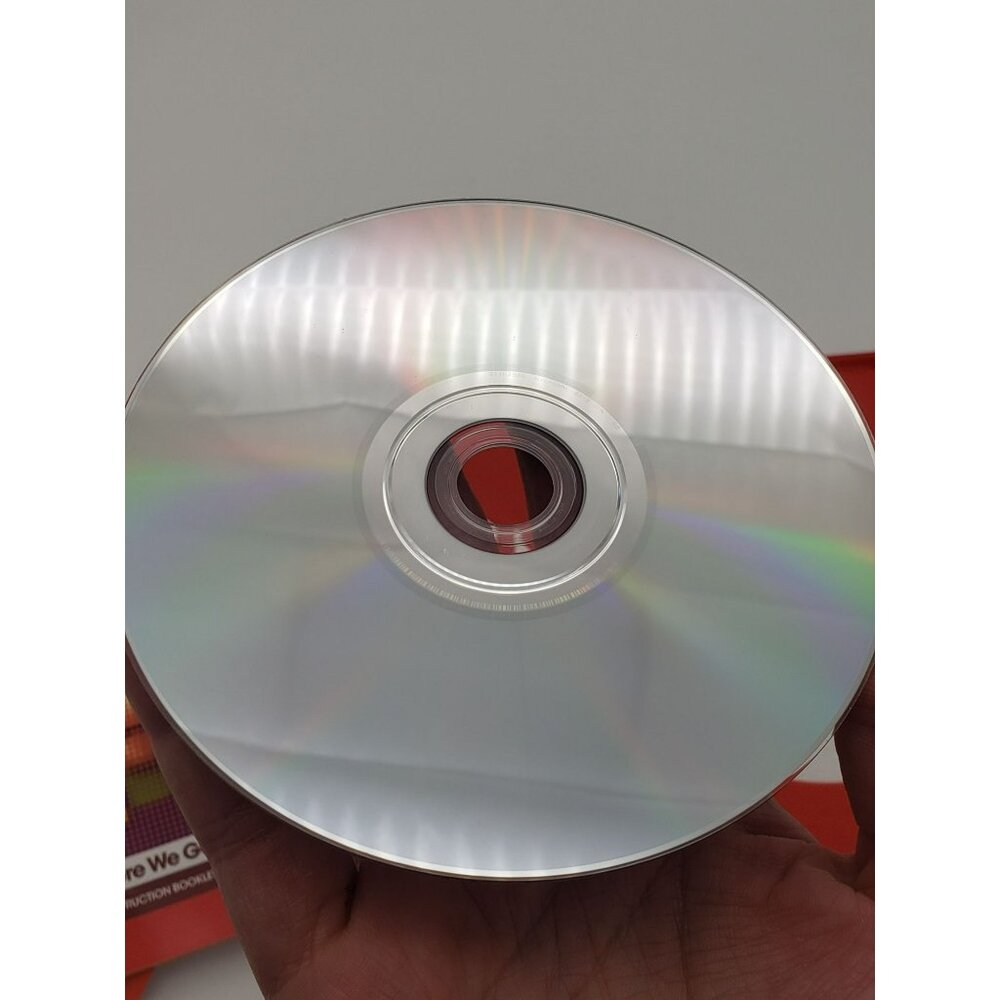 New Super Mario Bros Wii Game in Case with Book, Rated E, 2009, No Scratches - Picture 6 of 7